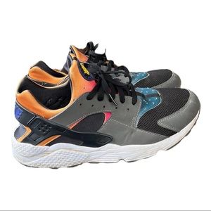 Deals for Mens Nike Rainbow Shoes 